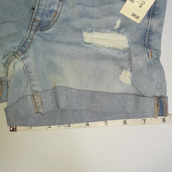 Aero Distressed Denim Shorts - Picture 15 of 15